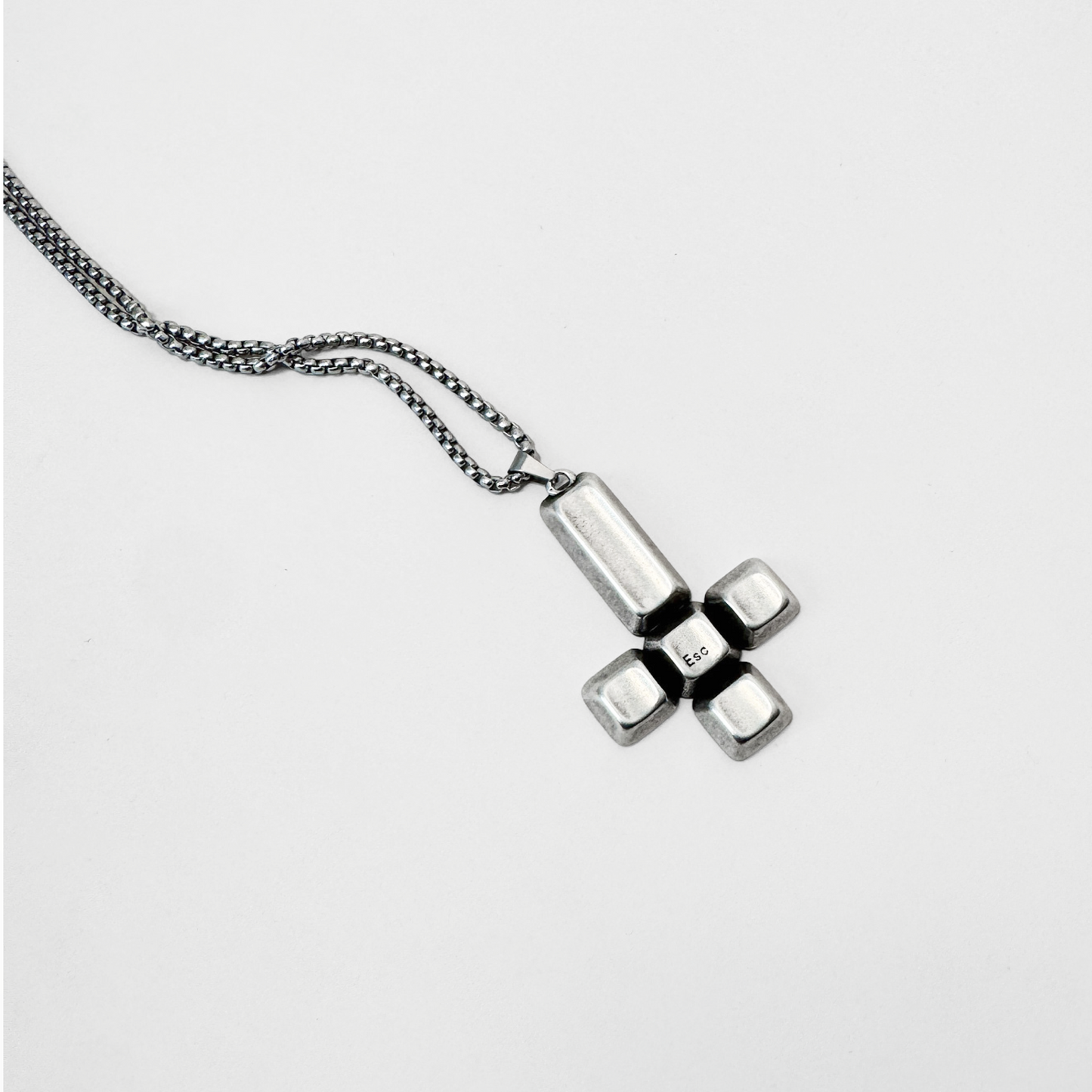 ESC NECKLACE