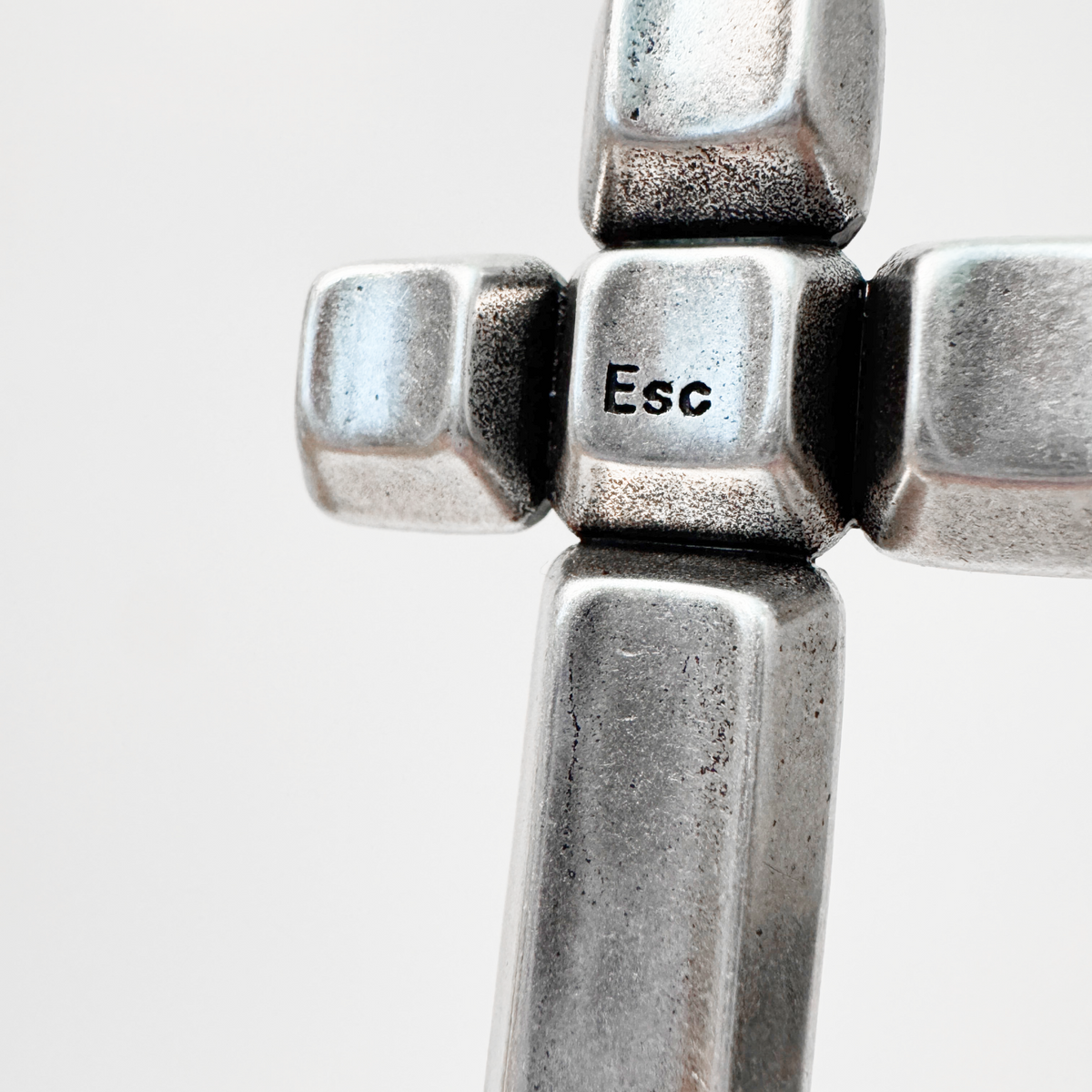 ESC NECKLACE