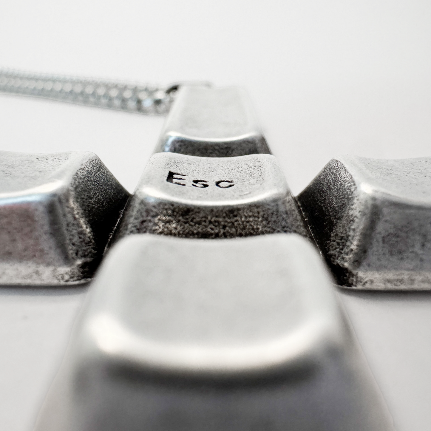 ESC NECKLACE: INVERTED