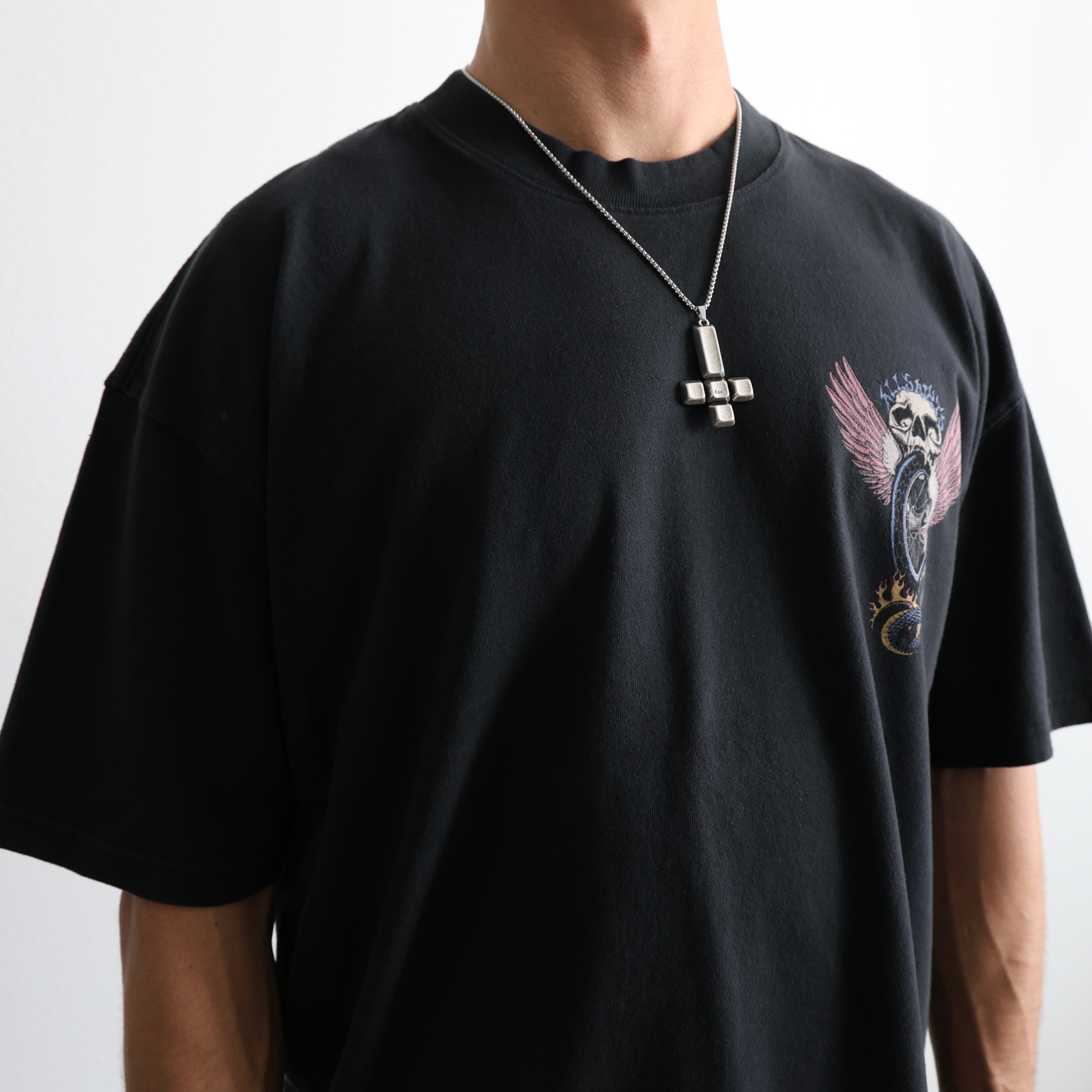 ESC NECKLACE: INVERTED