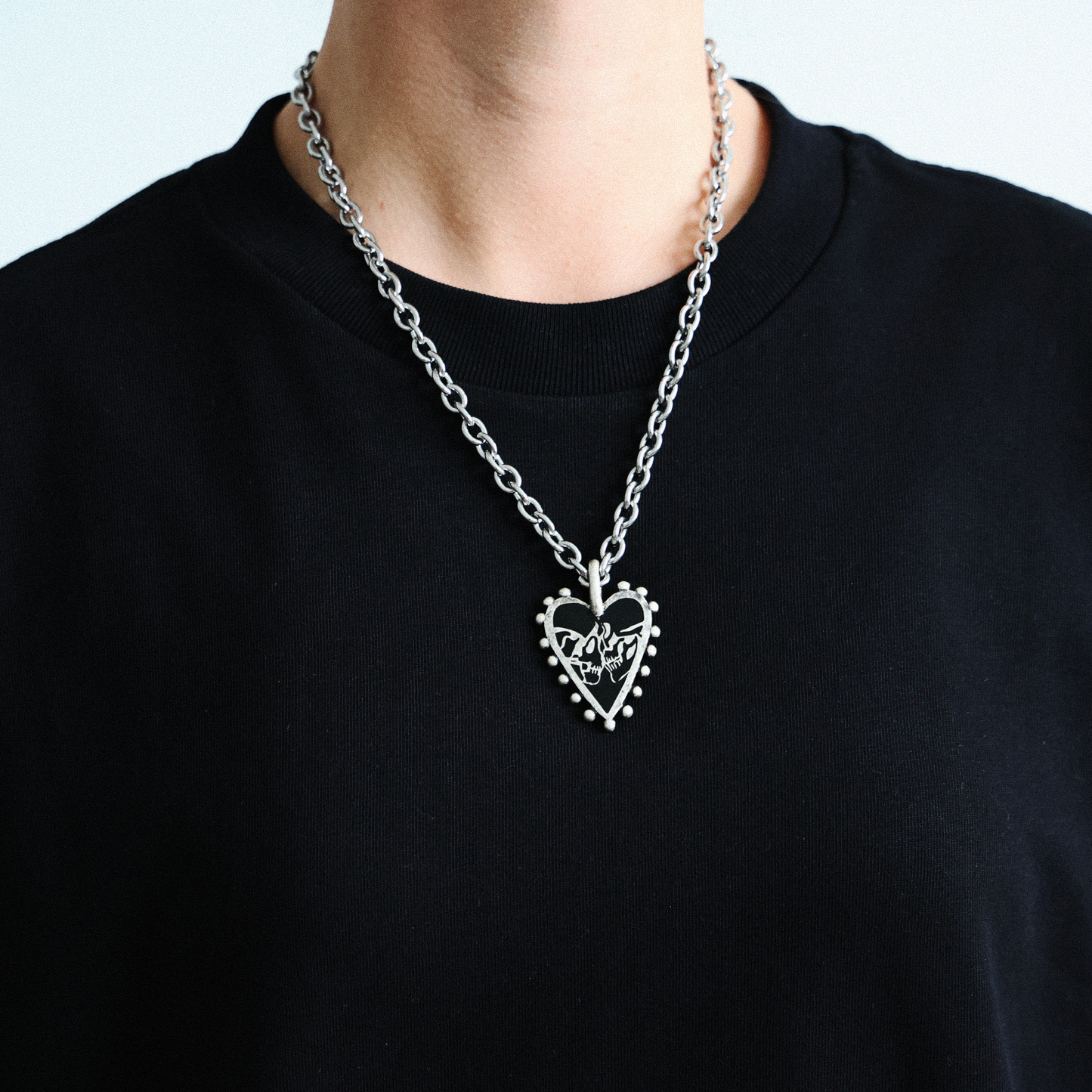XRAY NECKLACE